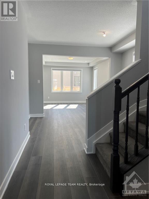 2119 Winsome Terrace, Ottawa, Ontario  K4A 5M9 - Photo 3 - X12435797