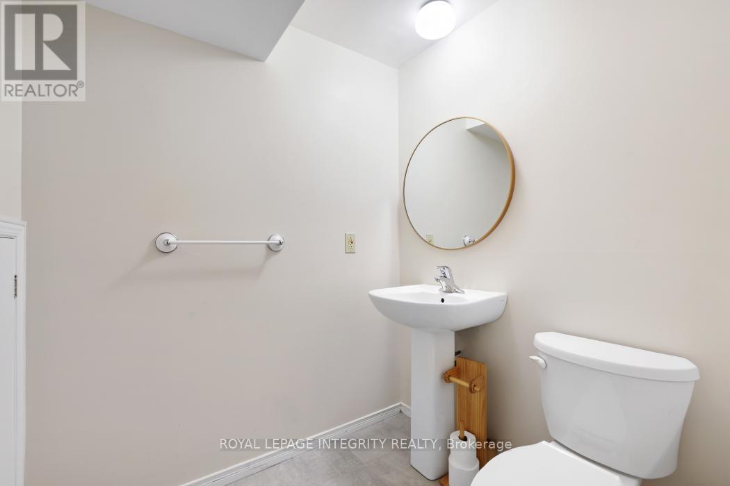 2291 Courtice Avenue E, Ottawa, Ontario  K1H 7G7 - Photo 31 - X12435805