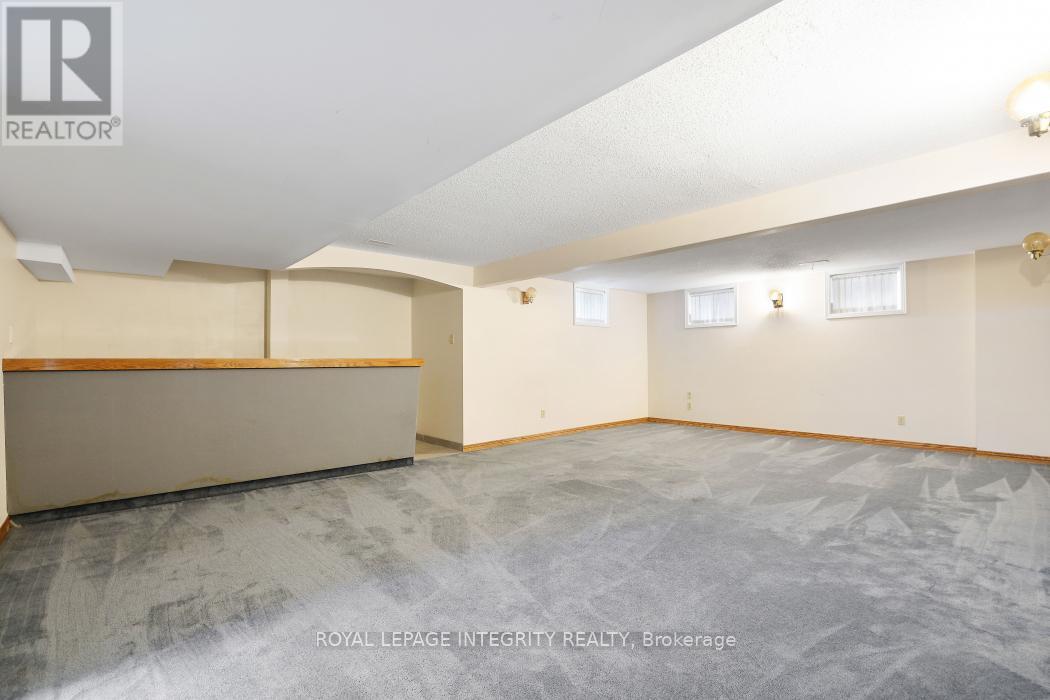 2291 Courtice Avenue E, Ottawa, Ontario  K1H 7G7 - Photo 33 - X12435805