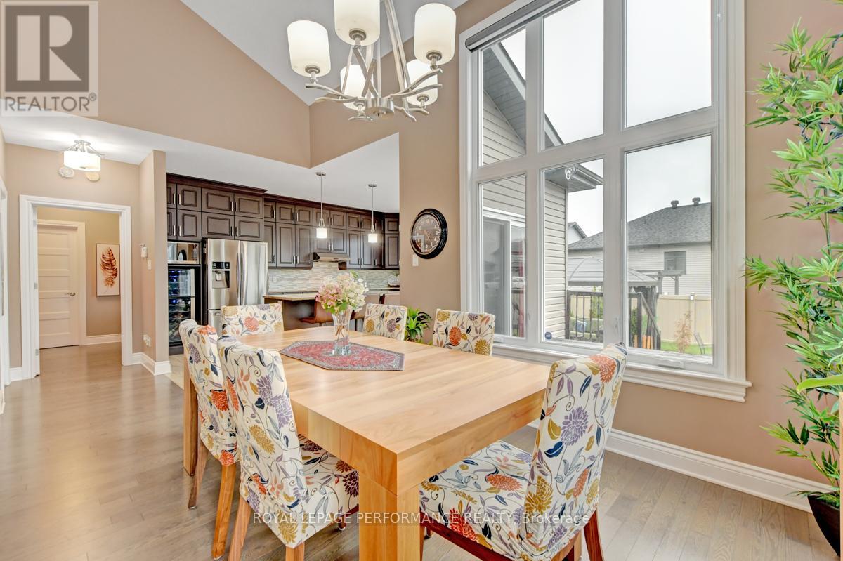 485 Bruges Street, Russell, Ontario  K0A 1W0 - Photo 10 - X12435807