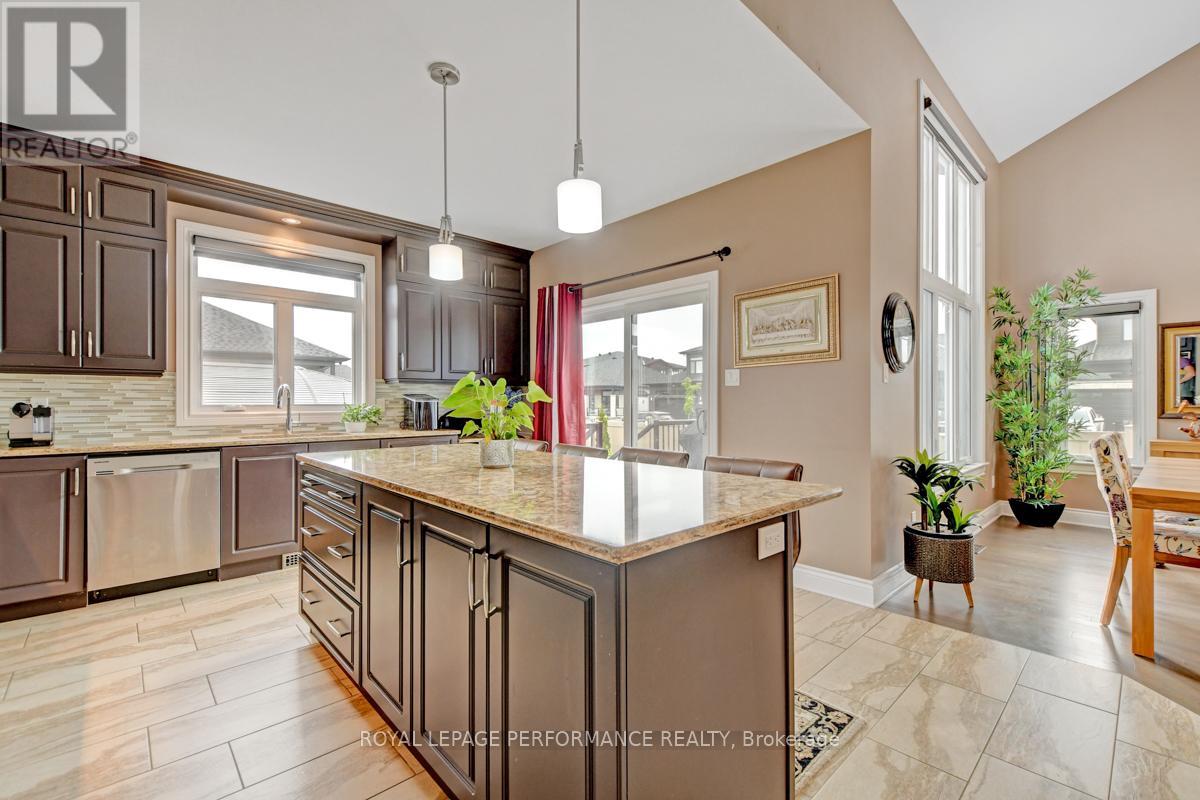 485 Bruges Street, Russell, Ontario  K0A 1W0 - Photo 13 - X12435807