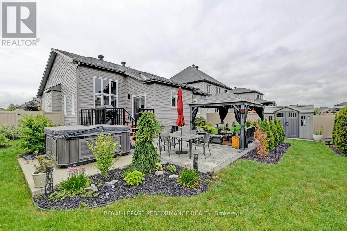 485 Bruges Street, Russell, Ontario  K0A 1W0 - Photo 29 - X12435807