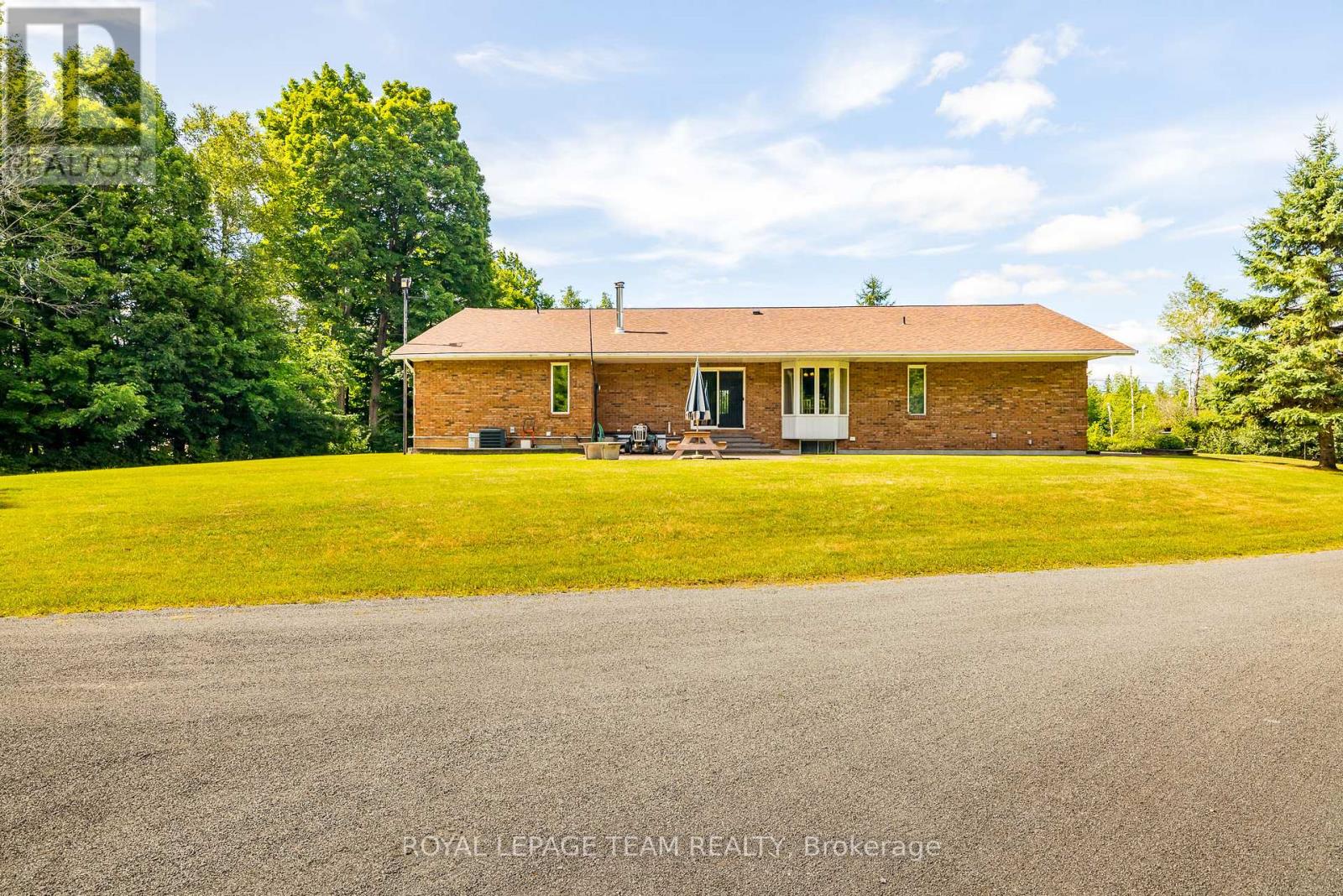 634 David Manchester Road, Ottawa, Ontario  K0A 1L0 - Photo 38 - X12435811