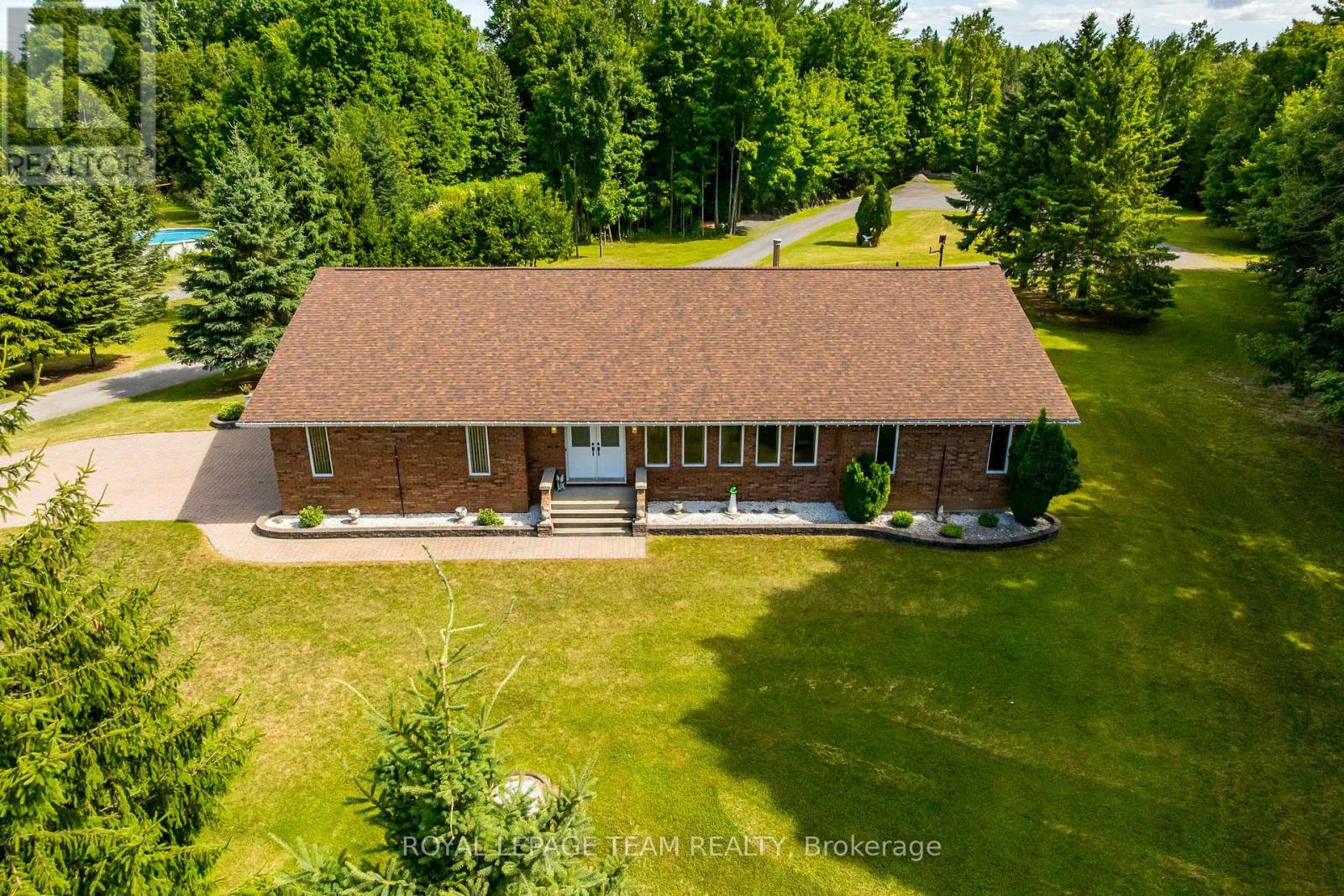 634 David Manchester Road, Ottawa, Ontario  K0A 1L0 - Photo 4 - X12435811