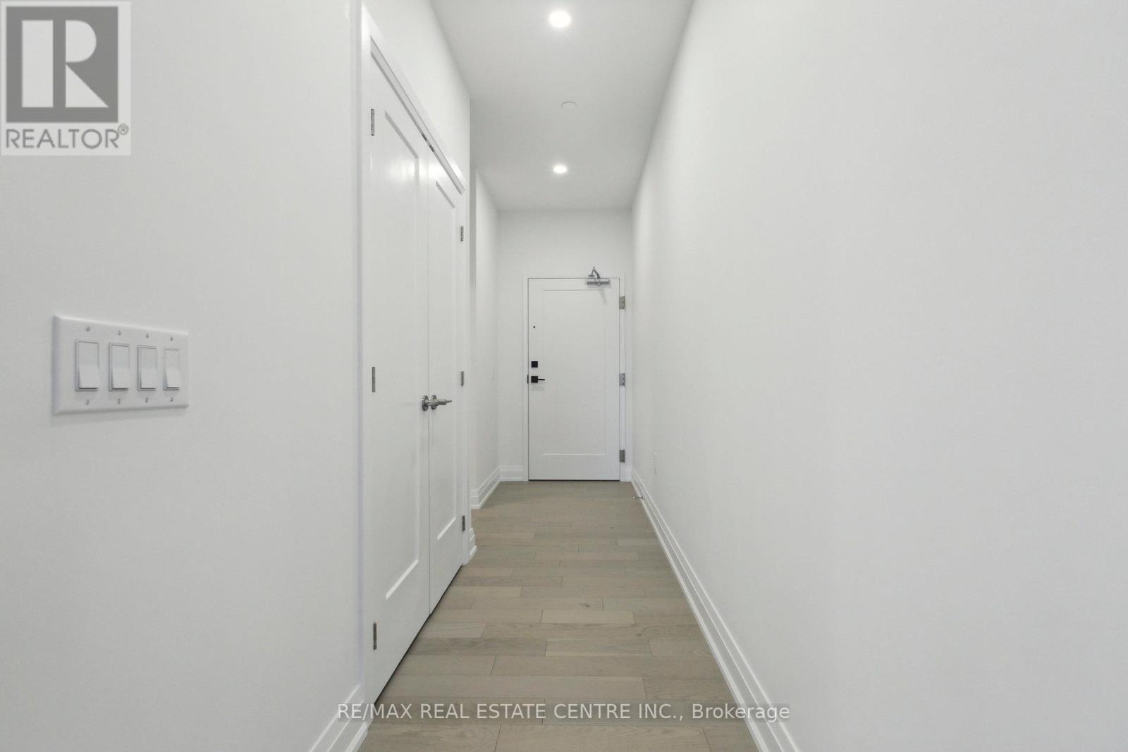 602 - 71 Wyndham Street S, Guelph, Ontario  N1E 5R3 - Photo 6 - X12435786