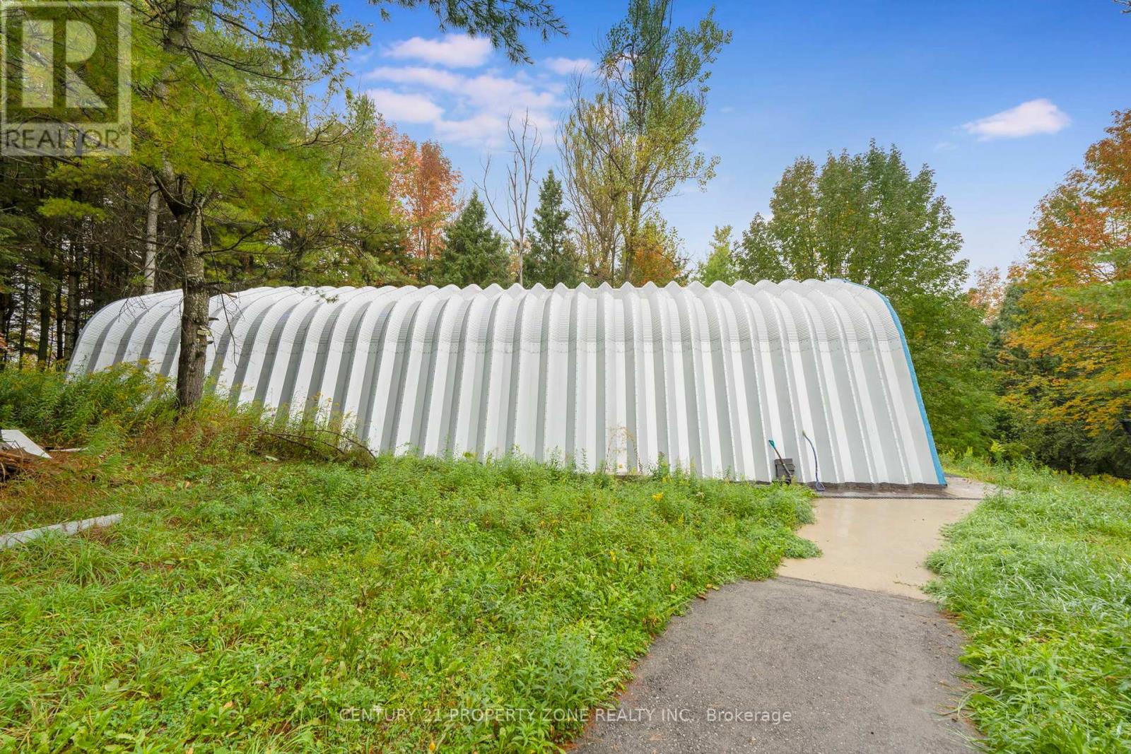5814 Tenth Line, Erin, Ontario  N0B 1T0 - Photo 32 - X12415117