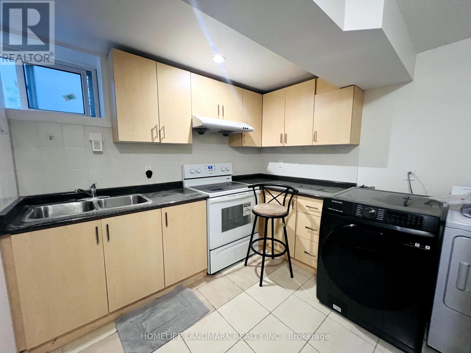 30 Bobmar Road, Toronto, Ontario  M1C 1C9 - Photo 7 - E12435792