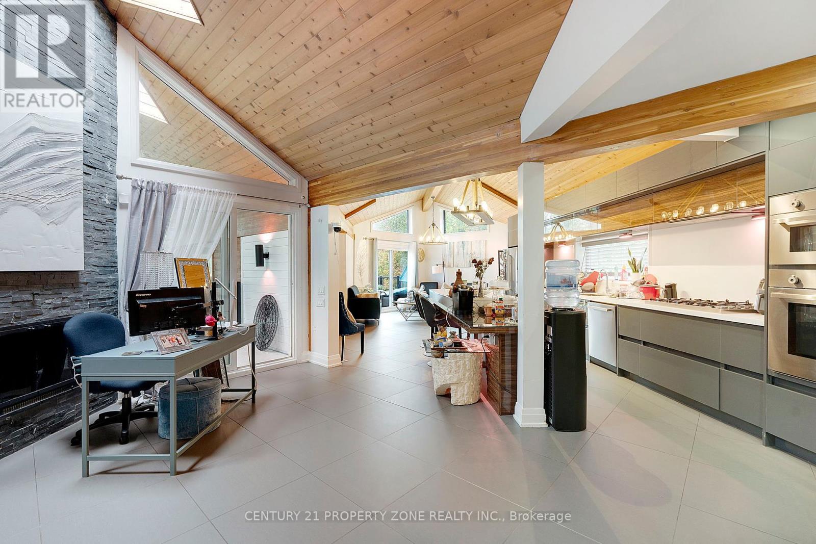 5814 Tenth Line, Erin, Ontario  N0B 1T0 - Photo 8 - X12415117