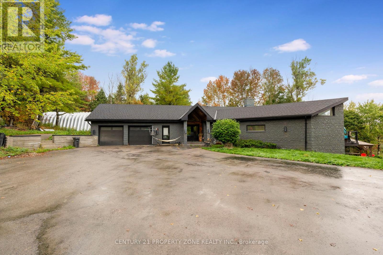 5814 Tenth Line, Erin, Ontario  N0B 1T0 - Photo 35 - X12415117