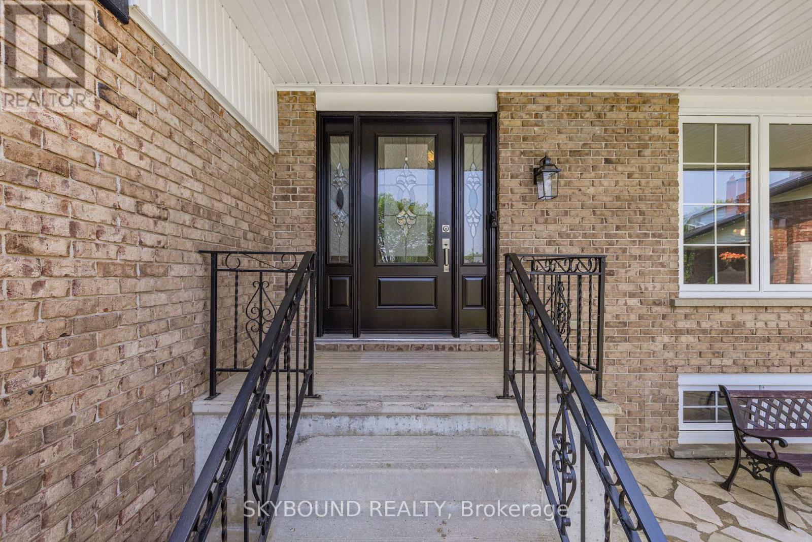 6 Roselawn Court, Norfolk, Ontario  N0A 1N4 - Photo 3 - X12429740