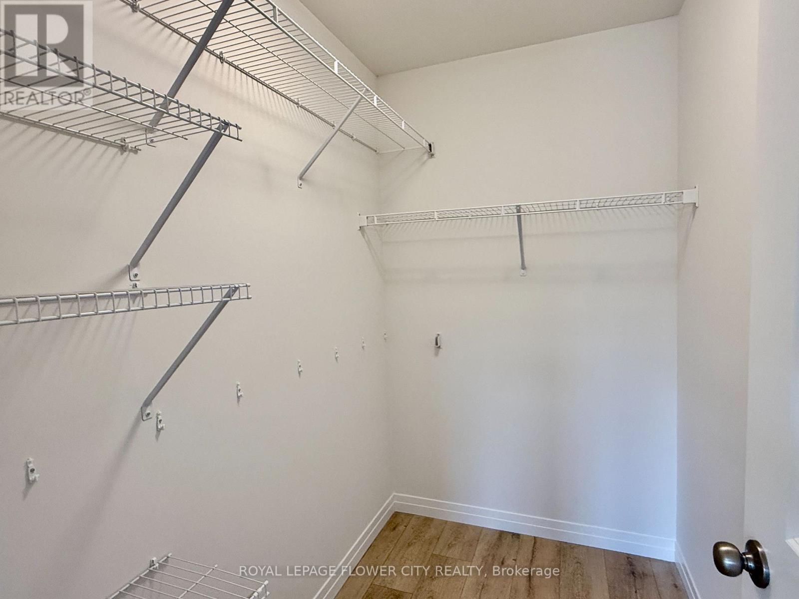 H079 - 44 Thatcher Drive, Guelph, Ontario  N1L 0R8 - Photo 21 - X12435603