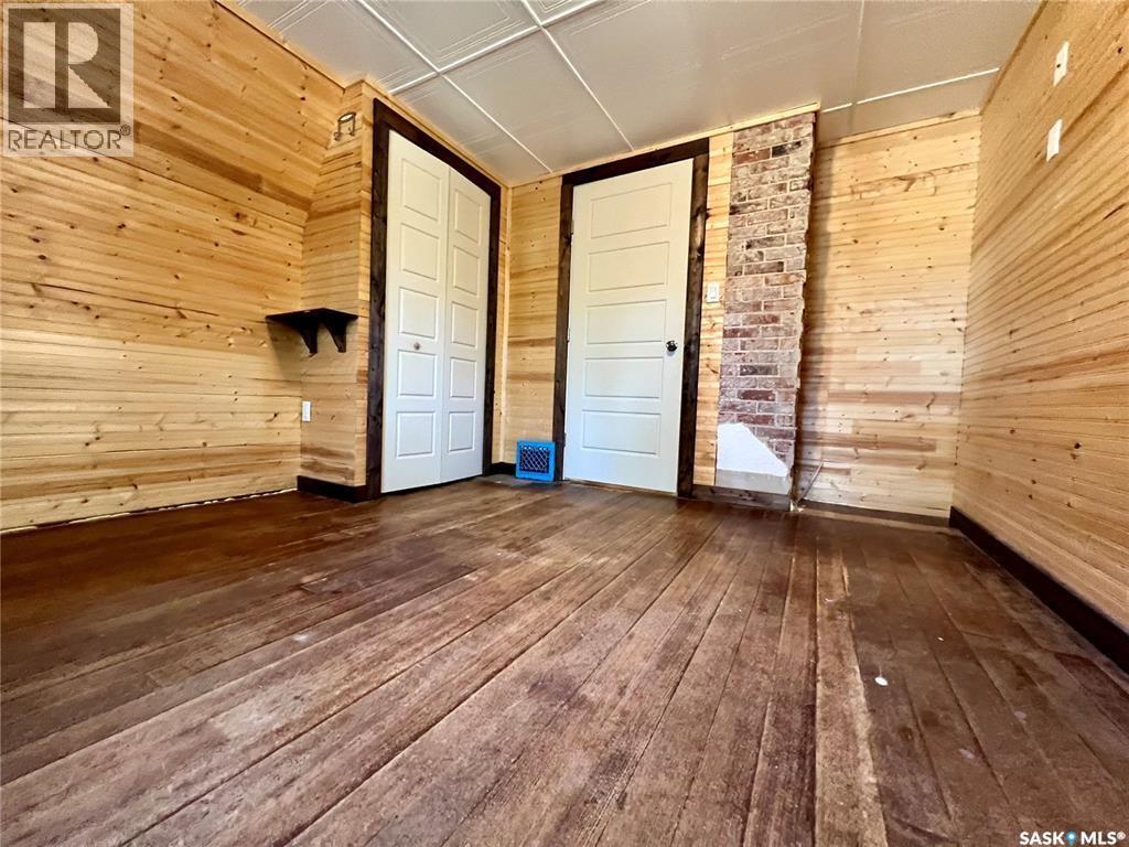 82 3rd Avenue E, Central Butte, Saskatchewan  S0H 0T0 - Photo 20 - SK019703