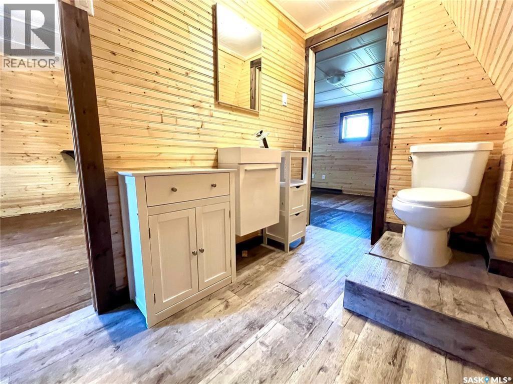 82 3rd Avenue E, Central Butte, Saskatchewan  S0H 0T0 - Photo 24 - SK019703