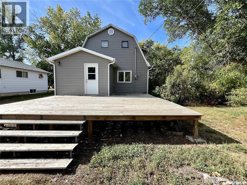 82 3rd Avenue E, Central Butte, Saskatchewan  S0H 0T0 - Photo 31 - SK019703