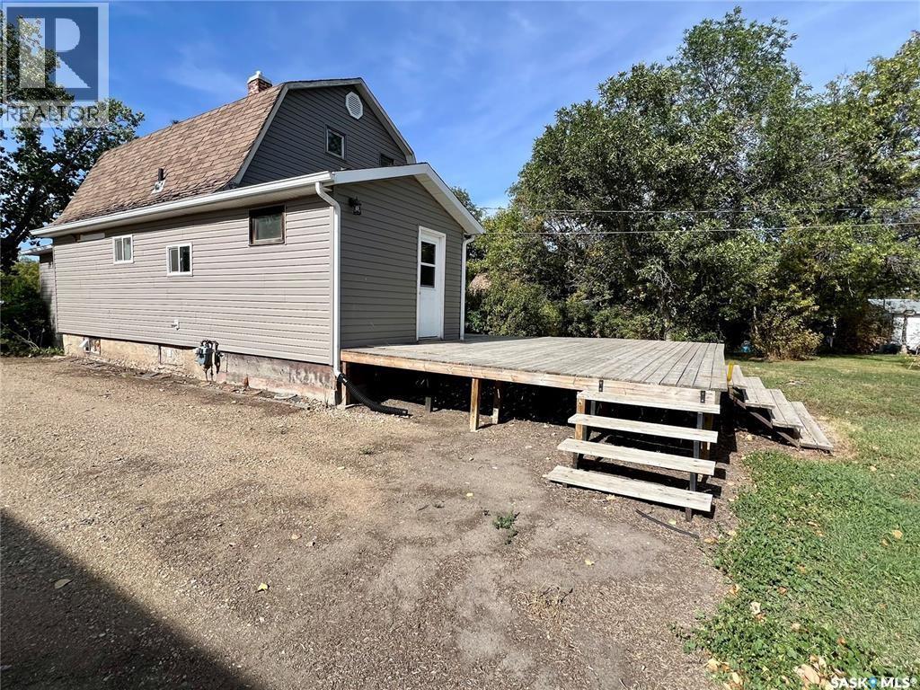 82 3rd Avenue E, Central Butte, Saskatchewan  S0H 0T0 - Photo 32 - SK019703