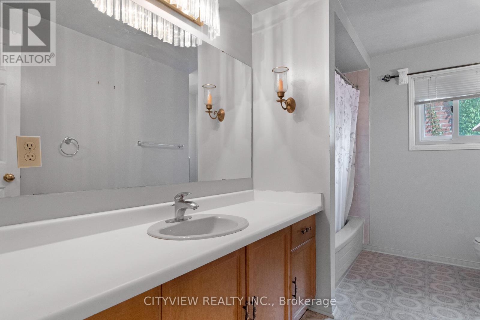 4165 Independence Avenue, Mississauga, Ontario  L4Z 2T6 - Photo 38 - W12435806