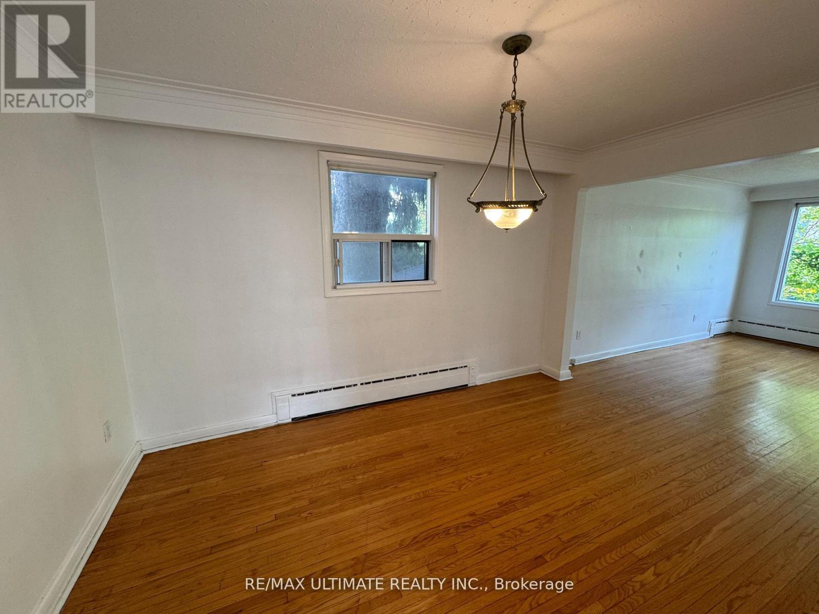 2 - 468 Ridelle Avenue, Toronto, Ontario  M6B 1K5 - Photo 11 - W12435810