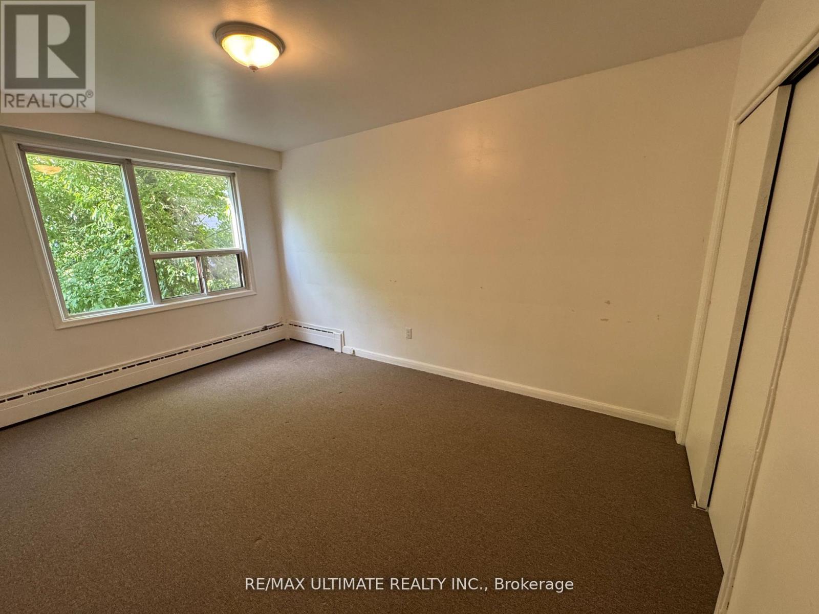 2 - 468 Ridelle Avenue, Toronto, Ontario  M6B 1K5 - Photo 14 - W12435810