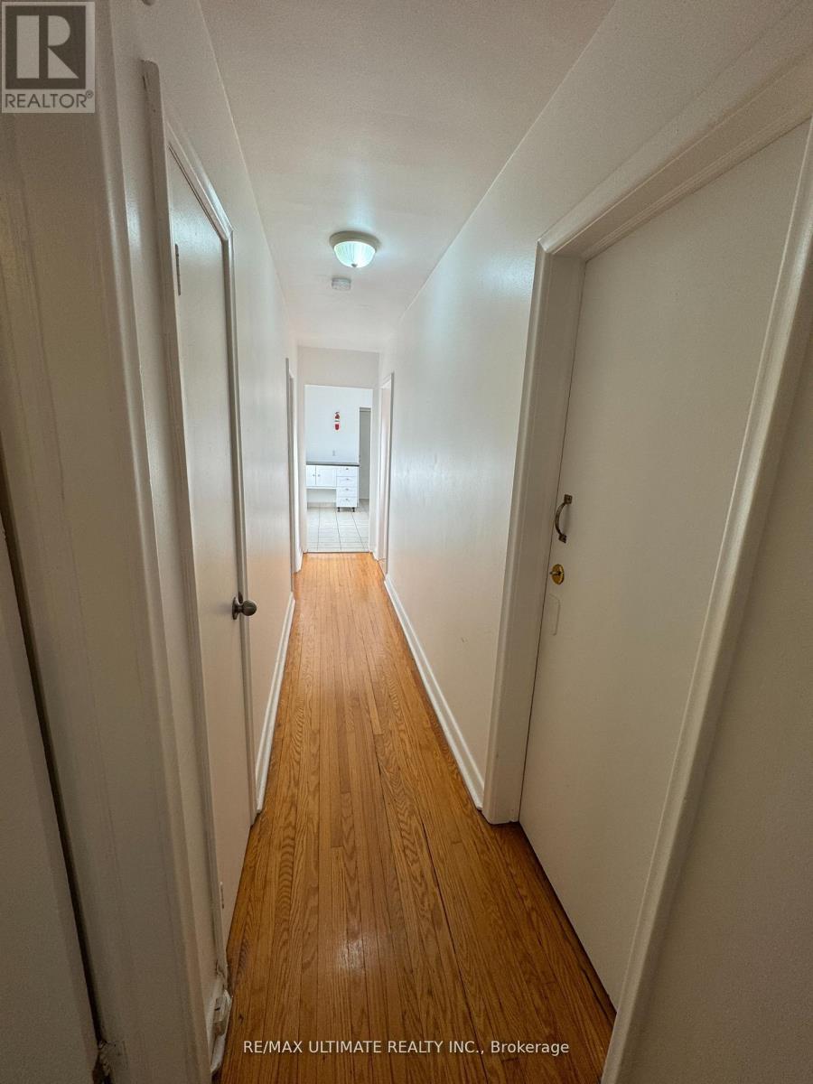 2 - 468 Ridelle Avenue, Toronto, Ontario  M6B 1K5 - Photo 20 - W12435810