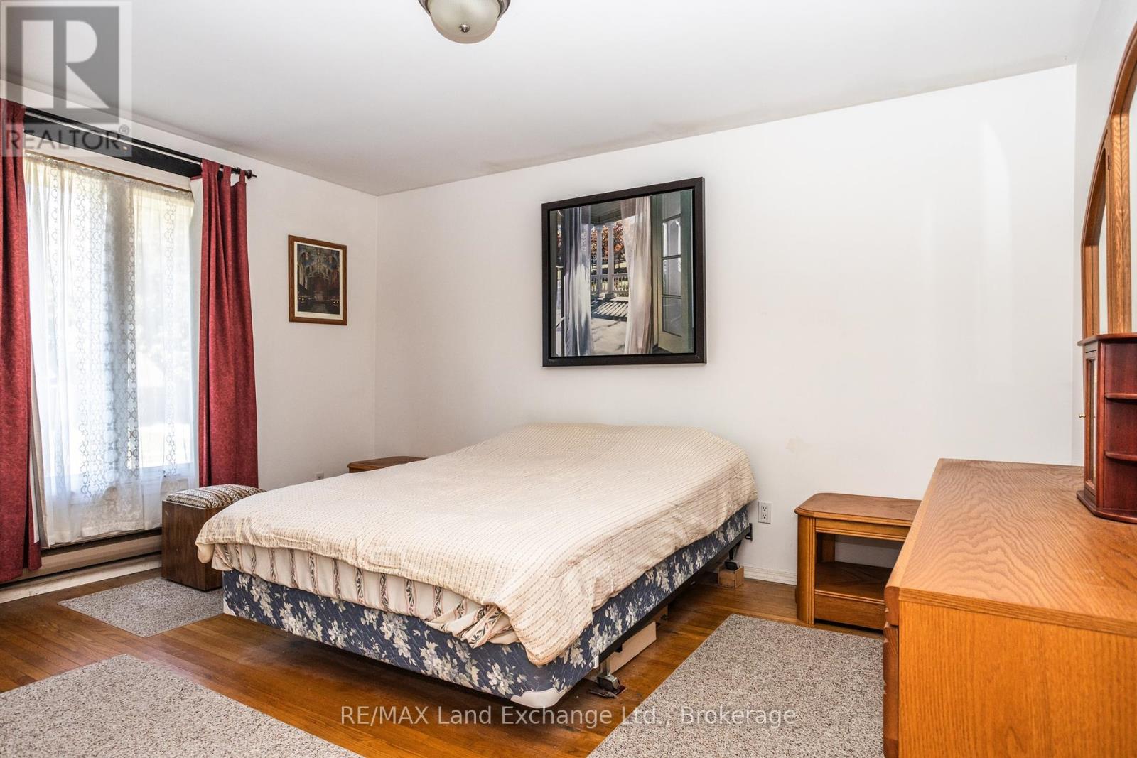 991 Bricker Street N, Saugeen Shores, Ontario  N0H 2C3 - Photo 16 - X12435821