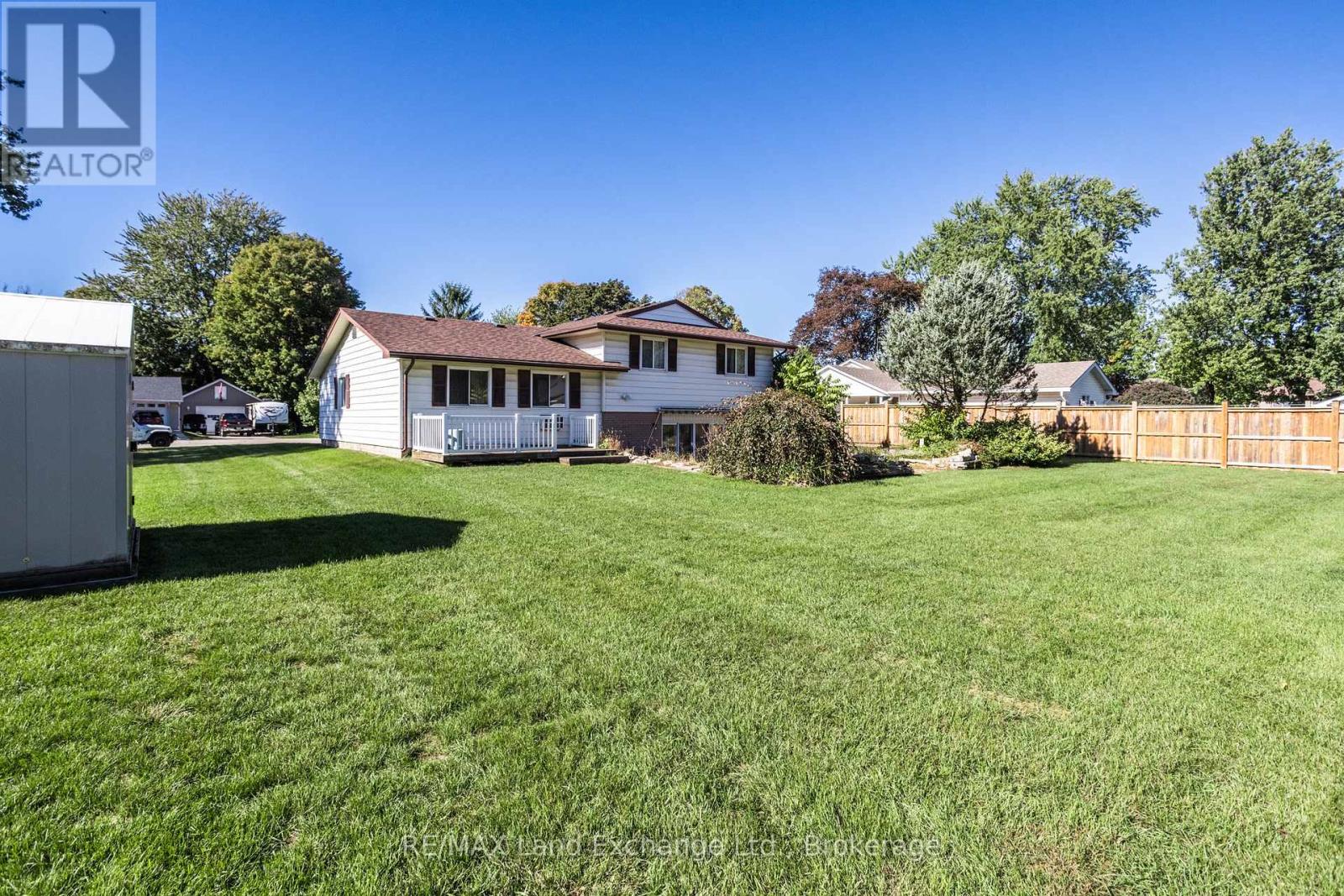991 Bricker Street N, Saugeen Shores, Ontario  N0H 2C3 - Photo 38 - X12435821