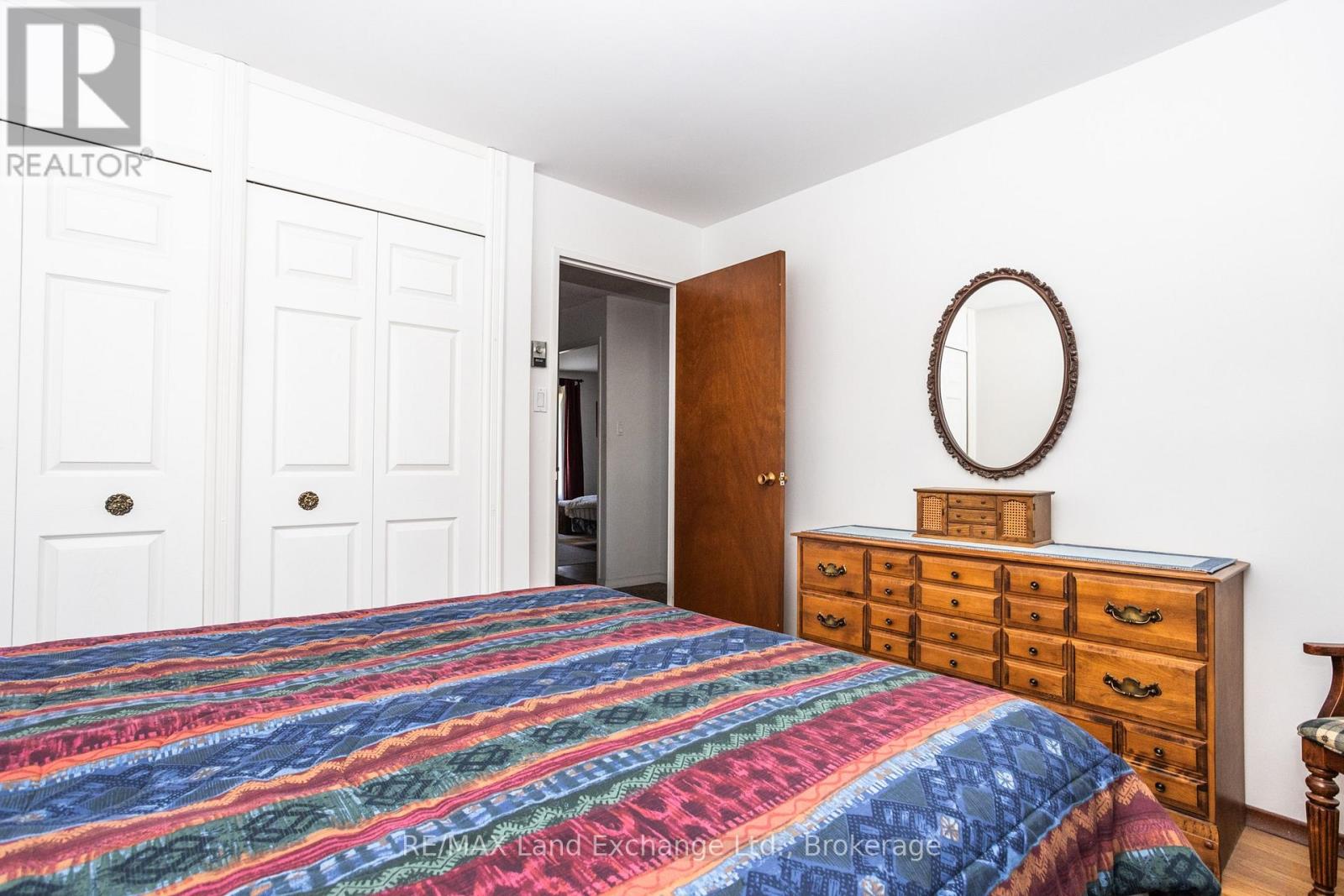 991 Bricker Street N, Saugeen Shores, Ontario  N0H 2C3 - Photo 47 - X12435821