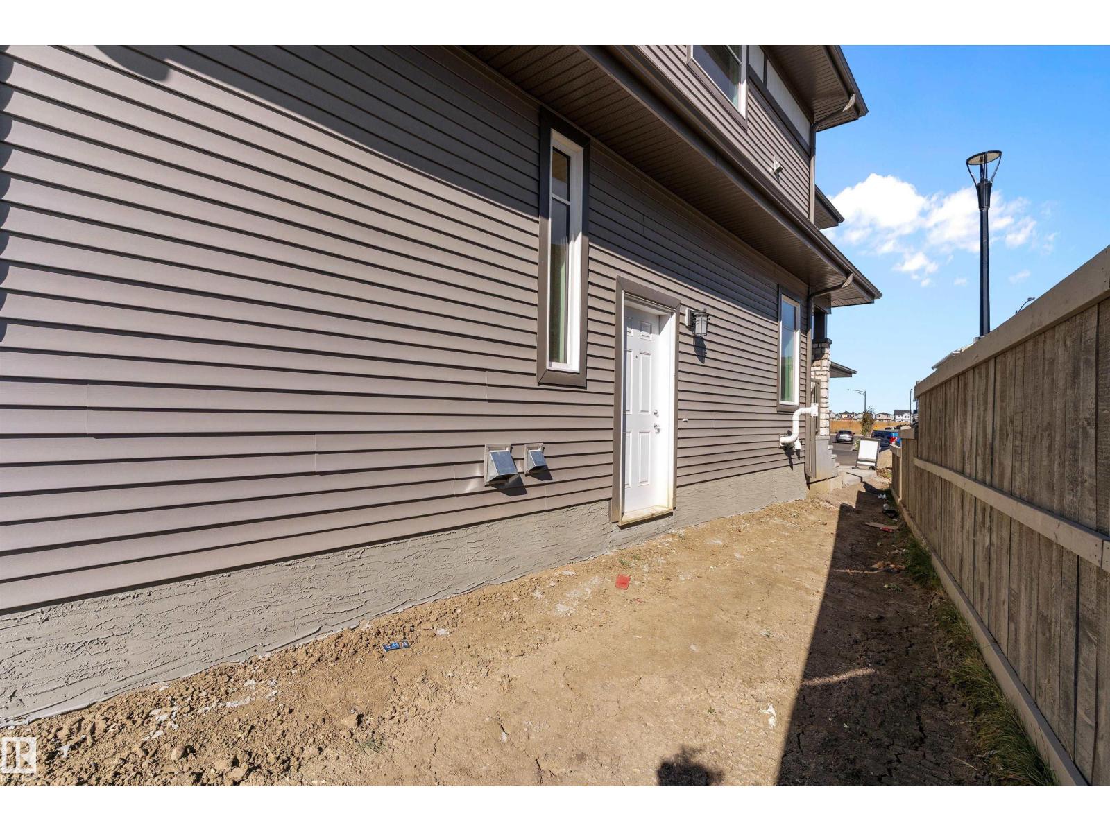 7181 177a Ave Nw, Edmonton, Alberta  T5Z 0T8 - Photo 39 - E4459399