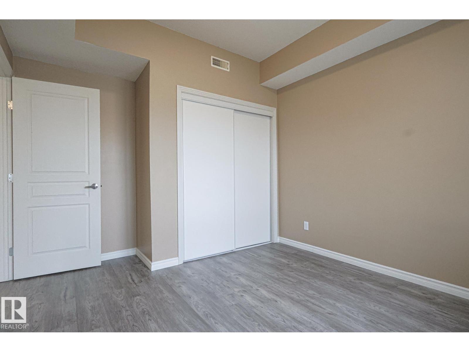 #113 9507 101 Av Nw, Edmonton, Alberta  T5H 4R1 - Photo 6 - E4457389