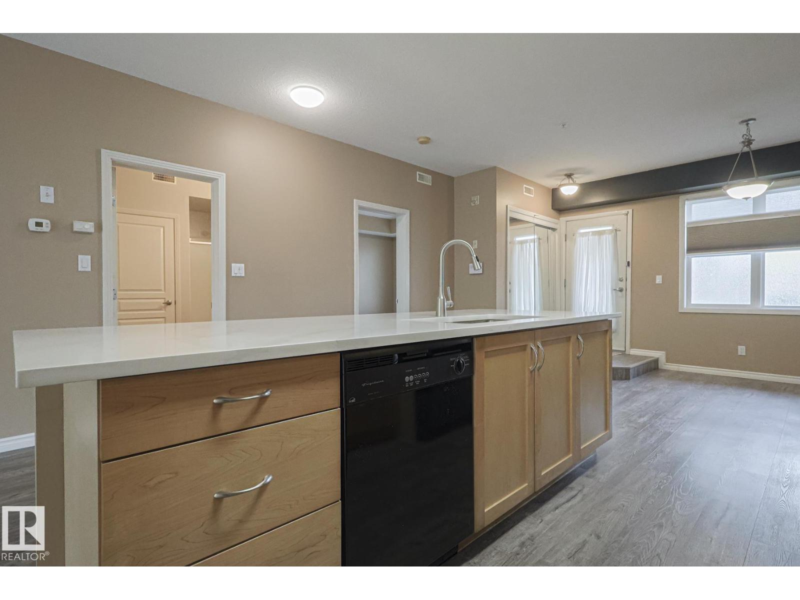 #113 9507 101 Av Nw, Edmonton, Alberta  T5H 4R1 - Photo 11 - E4457389