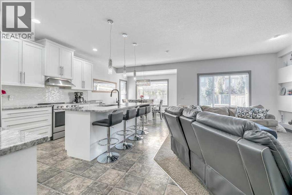 156 New Brighton Lane Se, Calgary, Alberta  T2Z 0E2 - Photo 9 - A2251581