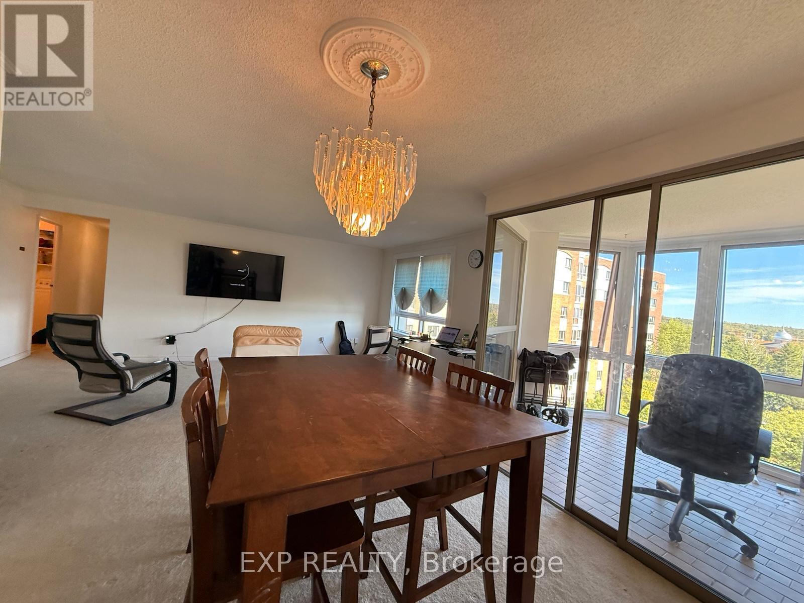 702 - 960 Teron Road, Ottawa, Ontario  K2K 2B6 - Photo 7 - X12435812