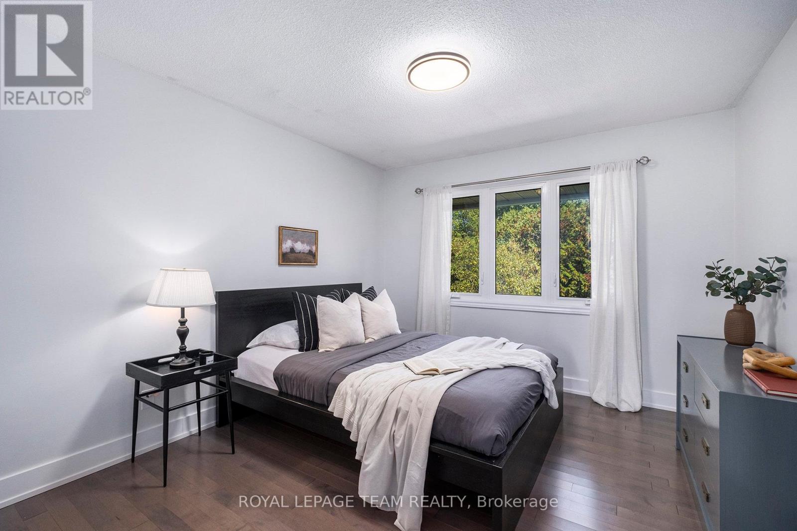 13 Pritchard Drive, Ottawa, Ontario  K2G 1B2 - Photo 10 - X12435825