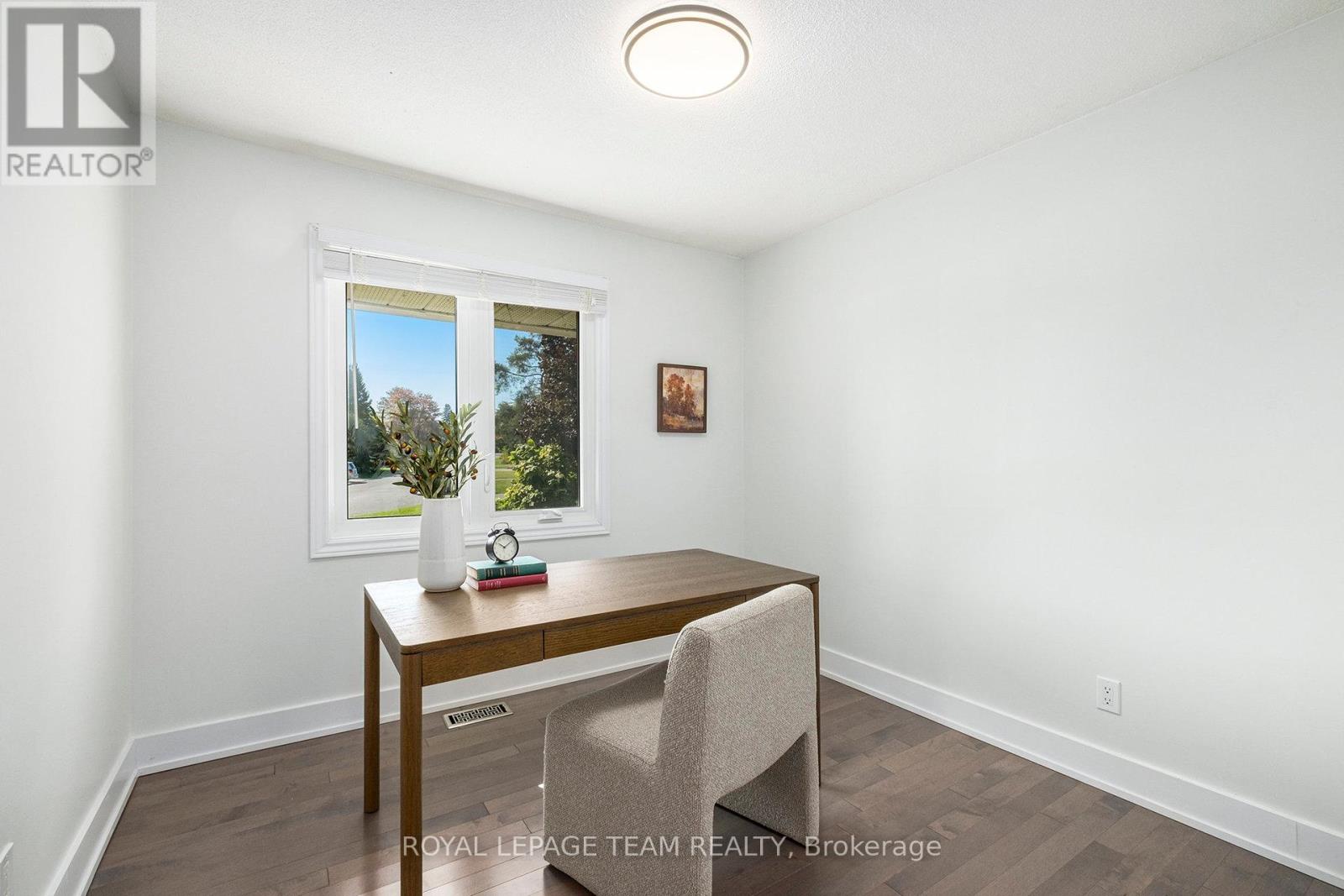 13 Pritchard Drive, Ottawa, Ontario  K2G 1B2 - Photo 14 - X12435825