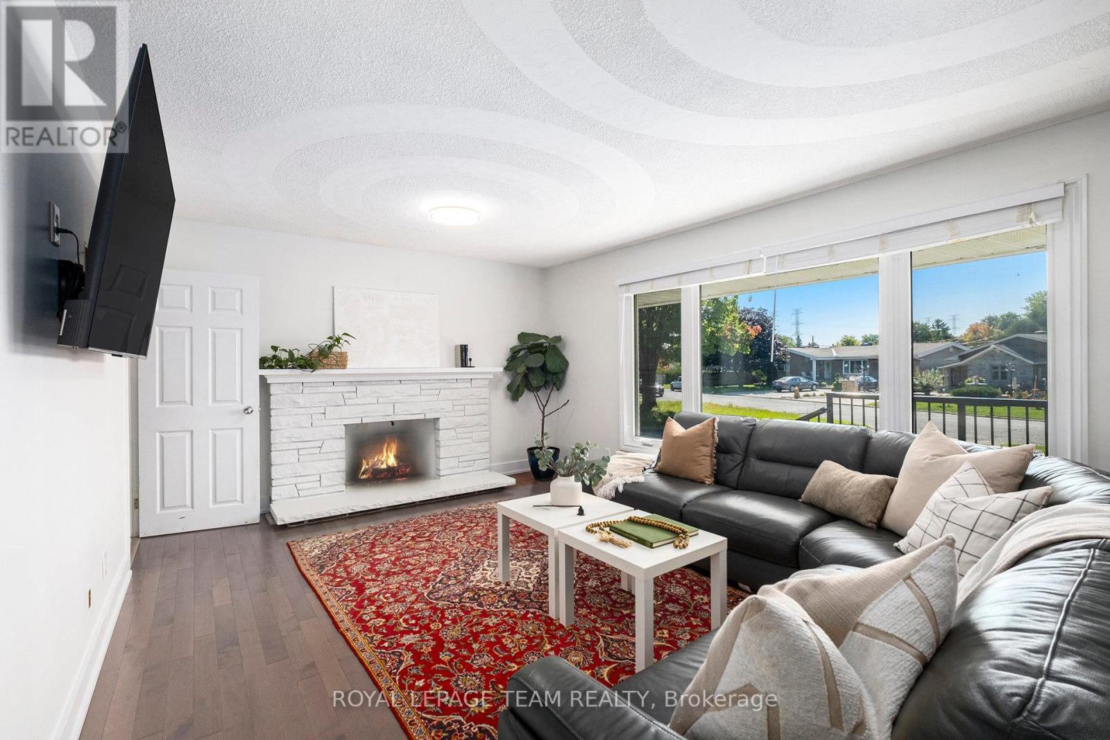 13 Pritchard Drive, Ottawa, Ontario  K2G 1B2 - Photo 3 - X12435825