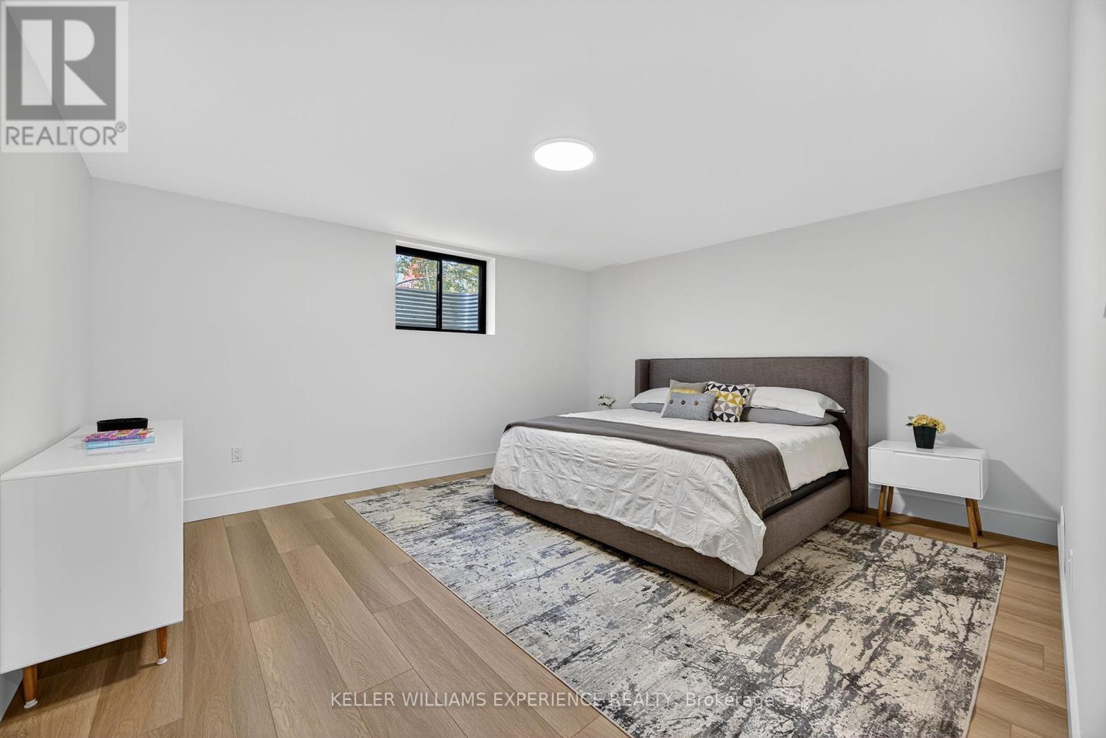 1016 Lakeshore Road E, Oro-Medonte, Ontario  L0L 1T0 - Photo 40 - S12435671