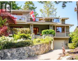 442 Grafton St Saxe Point, Esquimalt, Ca