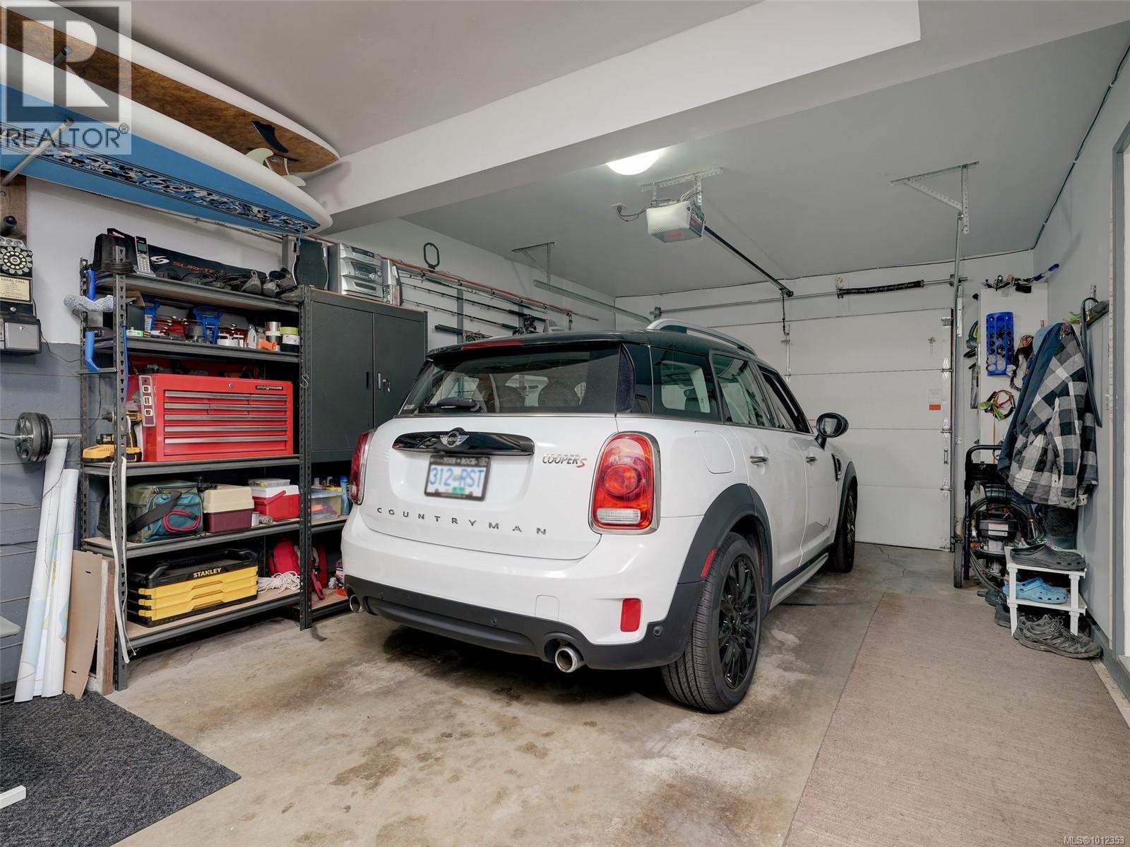 442 Grafton St, Esquimalt, British Columbia  V9A 6S3 - Photo 22 - 1012353