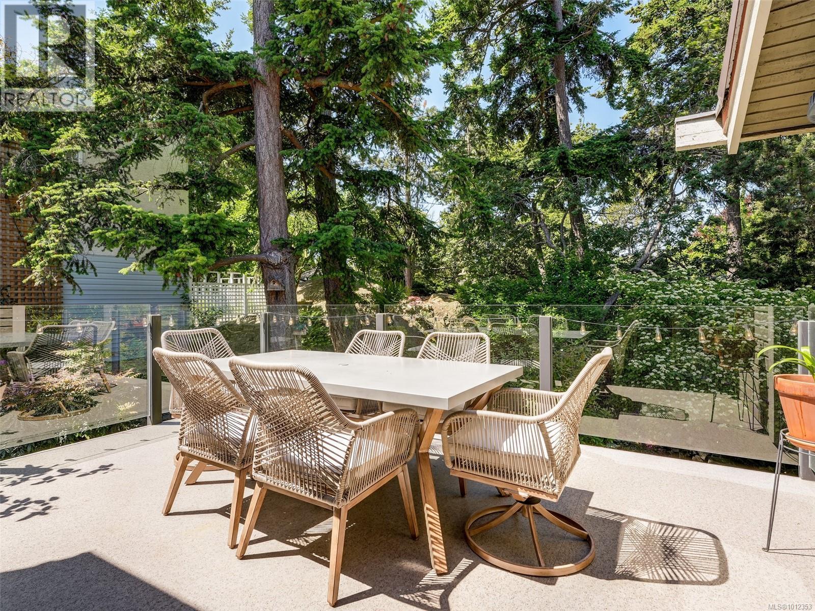 442 Grafton St, Esquimalt, British Columbia  V9A 6S3 - Photo 23 - 1012353