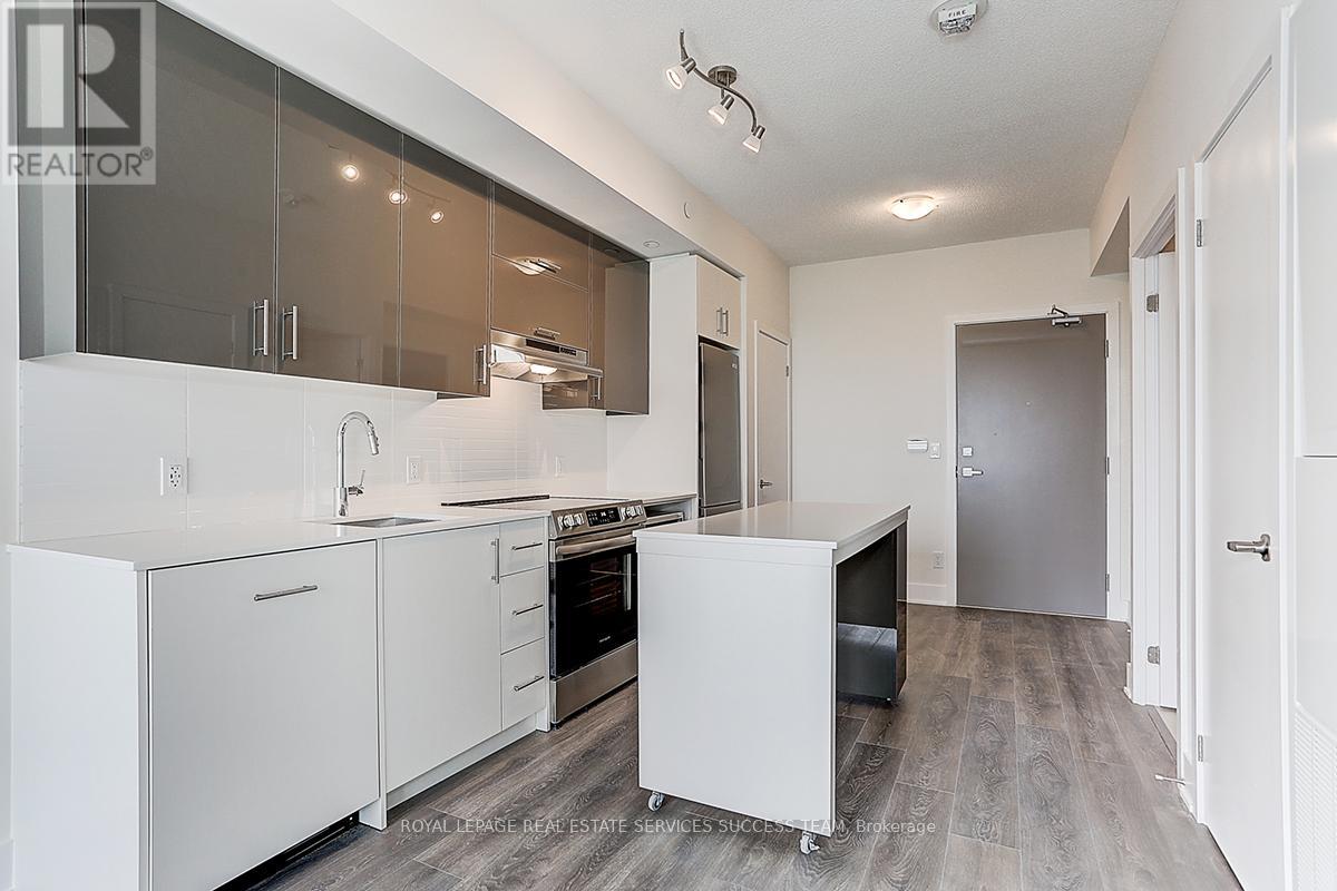 1710 - 188 Fairview Mall Drive, Toronto, Ontario  M2J 0H7 - Photo 5 - C12435819