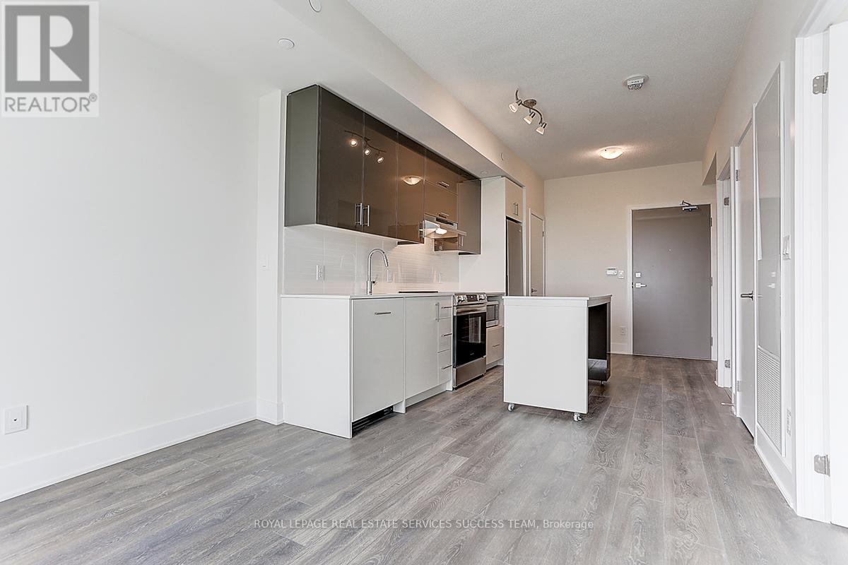 1710 - 188 Fairview Mall Drive, Toronto, Ontario  M2J 0H7 - Photo 9 - C12435819