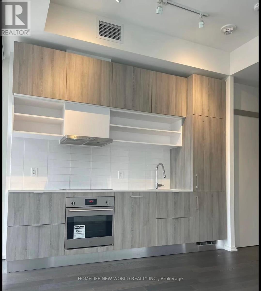1113 - 5 SOUDAN AVENUE, Toronto, Ontario