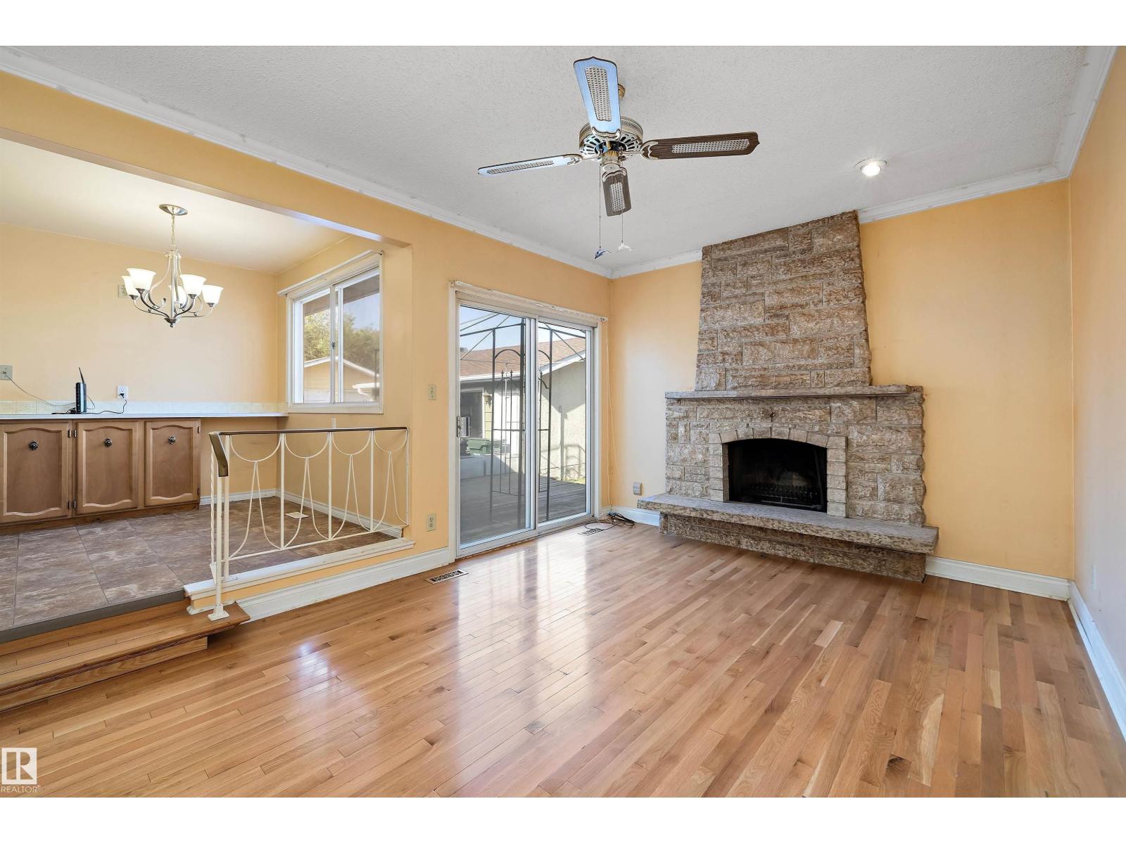 11 Main Bv, Sherwood Park, Alberta  T8A 3T2 - Photo 11 - E4460145