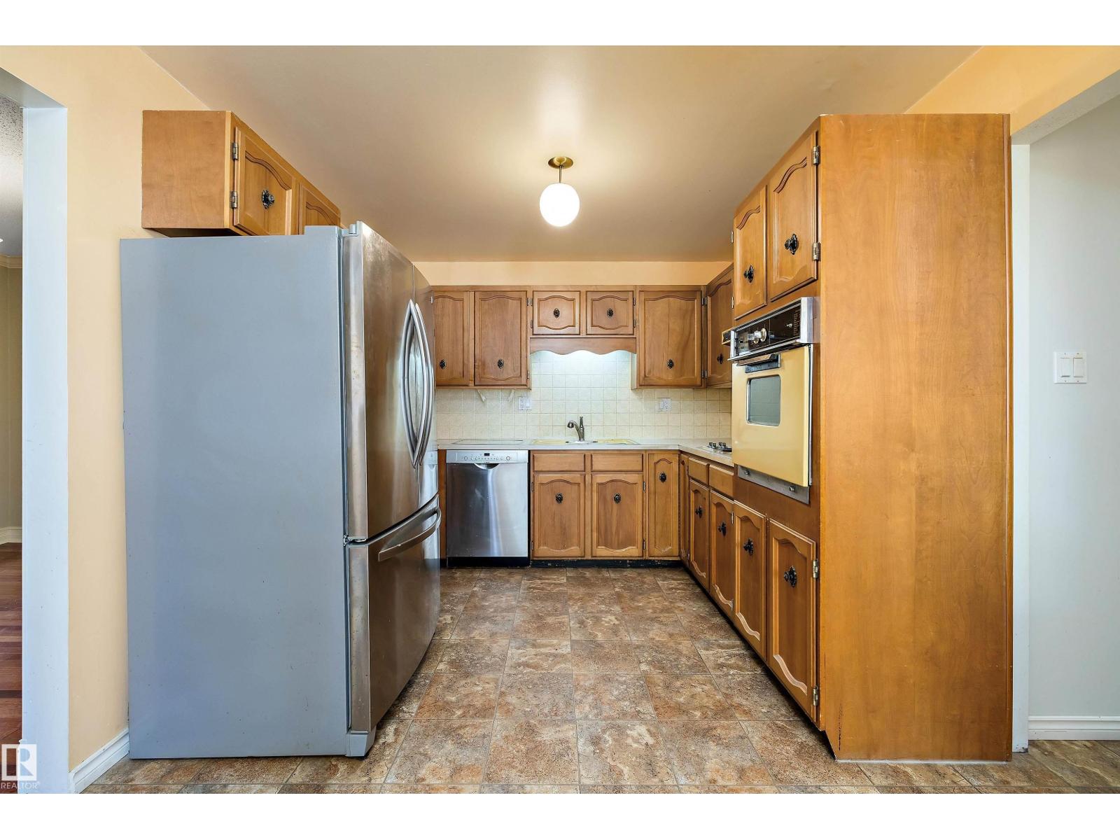 11 Main Bv, Sherwood Park, Alberta  T8A 3T2 - Photo 18 - E4460145