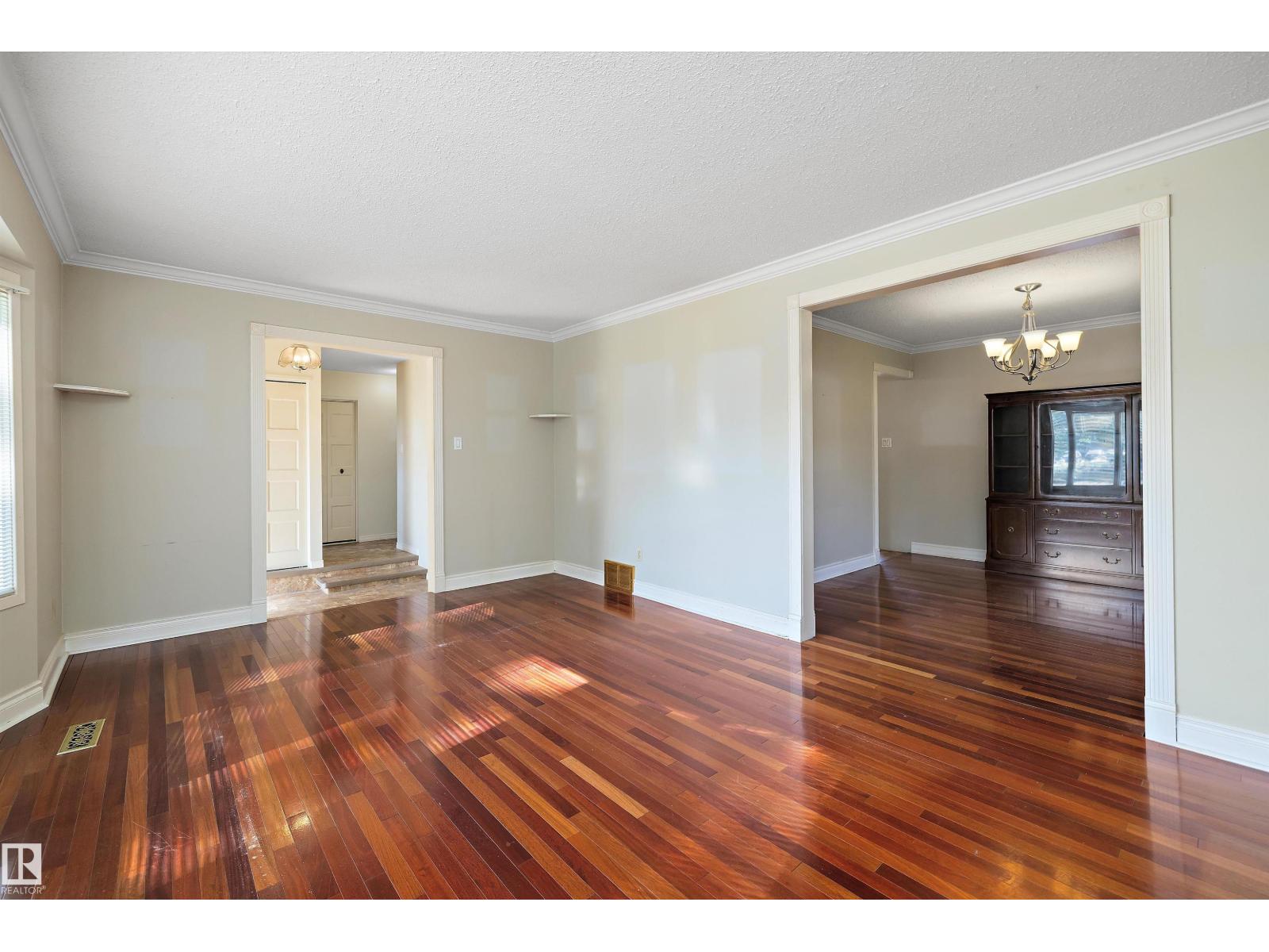 11 Main Bv, Sherwood Park, Alberta  T8A 3T2 - Photo 7 - E4460145