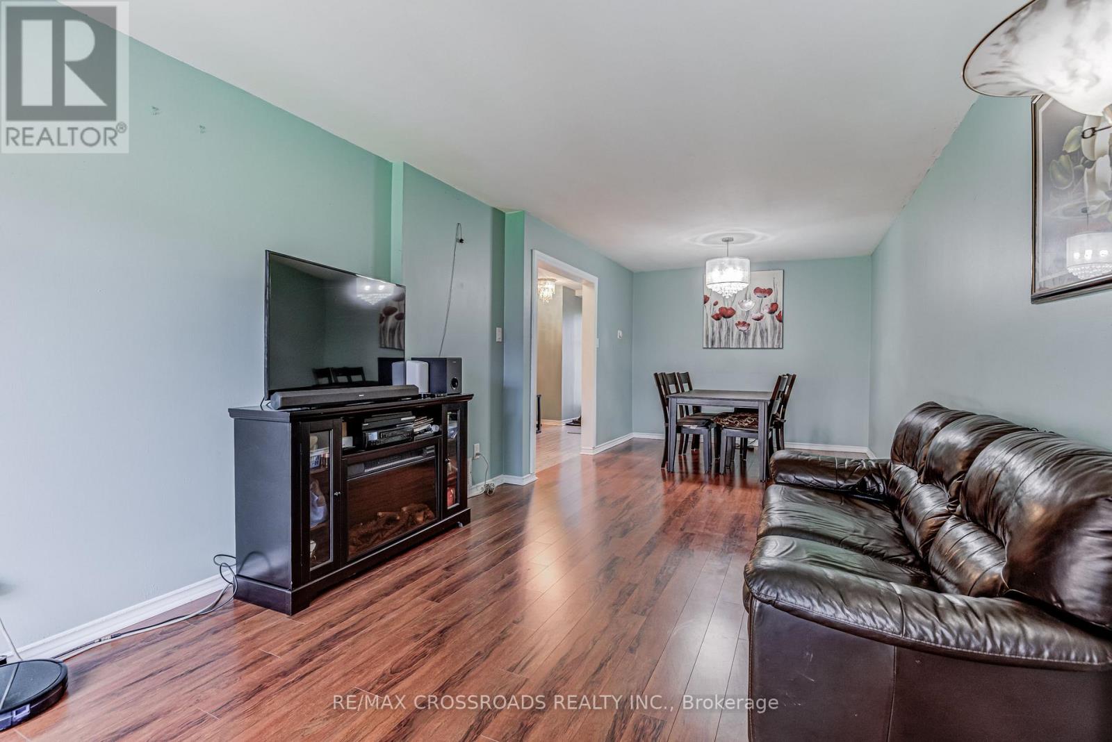 15 Lowry Square, Toronto, Ontario  M1B 1N7 - Photo 4 - E12435817