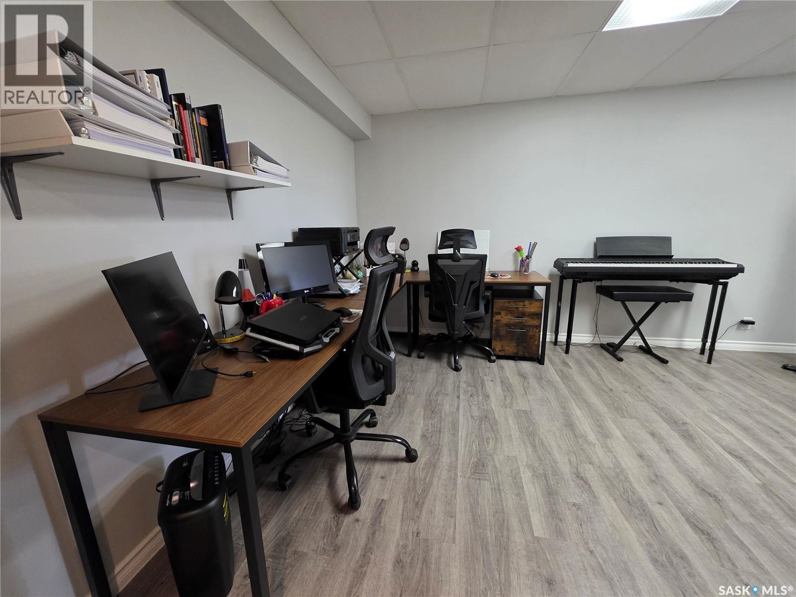 601 4th Avenue Nw, Swift Current, Saskatchewan  S9H 0V7 - Photo 20 - SK019720