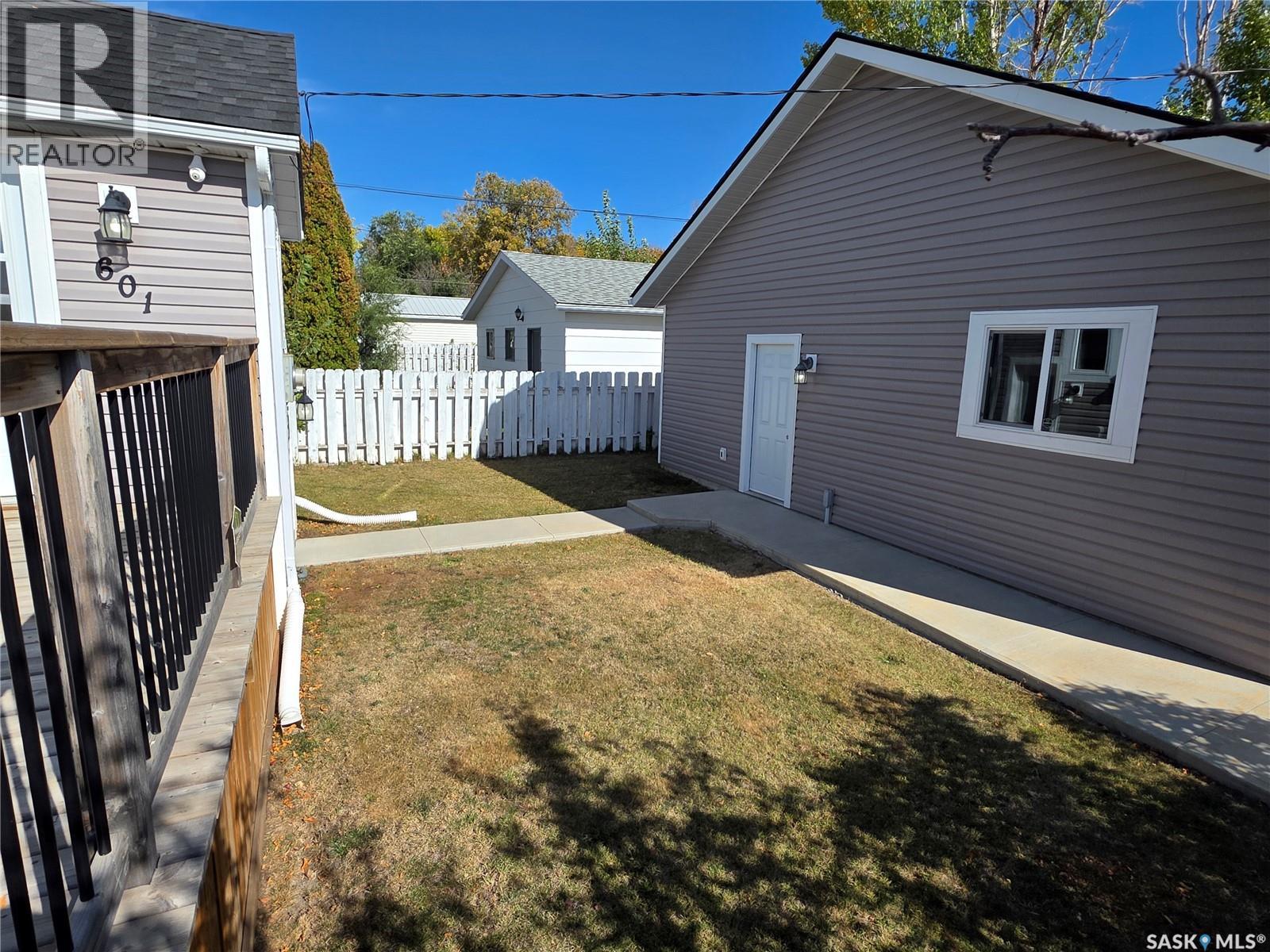 601 4th Avenue Nw, Swift Current, Saskatchewan  S9H 0V7 - Photo 28 - SK019720