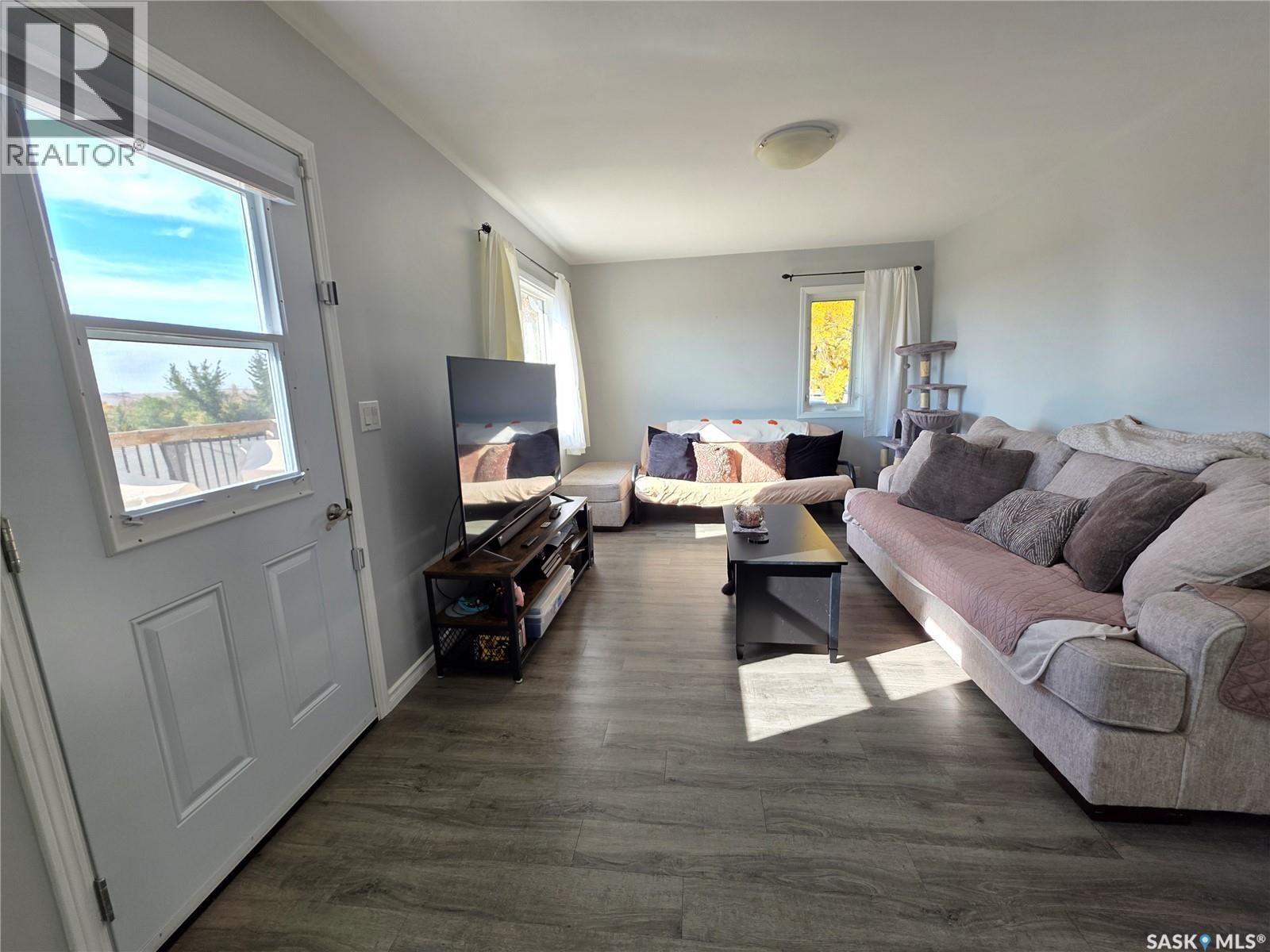 601 4th Avenue Nw, Swift Current, Saskatchewan  S9H 0V7 - Photo 8 - SK019720