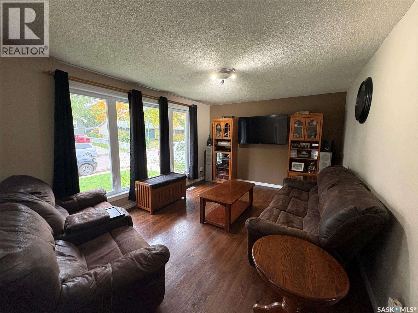 5532 2nd Avenue N, Regina, Saskatchewan  S4R 5M5 - Photo 3 - SK019551