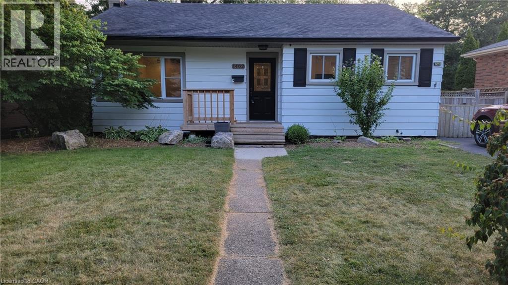1402 Fisher Avenue, Burlington, Ontario  L7P 2L6 - Photo 1 - 40774917